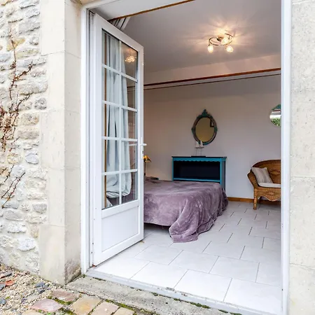 Les Lutins By Interhome Commes